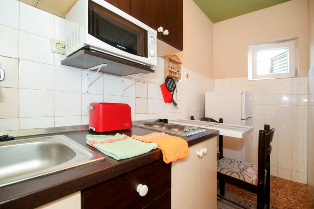 Tiho'S Apartments Сплит Экстерьер фото